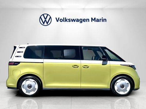 New 2025 Volkswagen ID. Buzz 1st Edition image 6