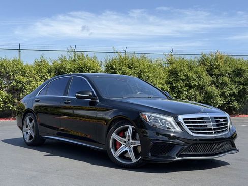 Used 2015 Mercedes-Benz S 63 AMG 4MATIC Sedan image 2