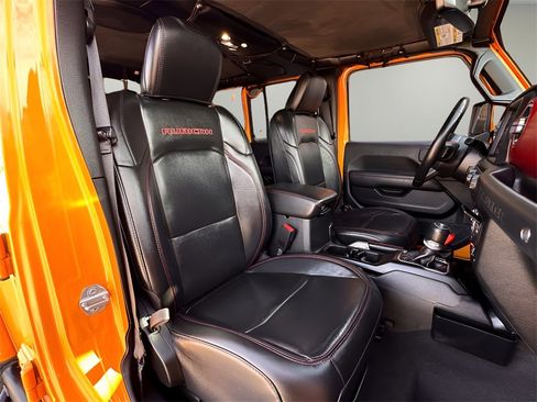 Used 2021 Jeep Wrangler Unlimited Rubicon image 31