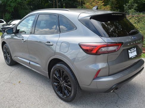 Used 2023 Ford Escape ST-Line Elite AWD/4WD image 7