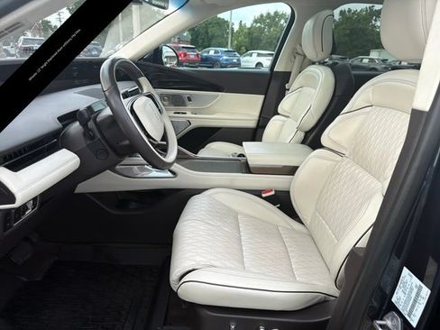 Certified 2024 Lincoln Nautilus Black Label AWD/4WD image 12