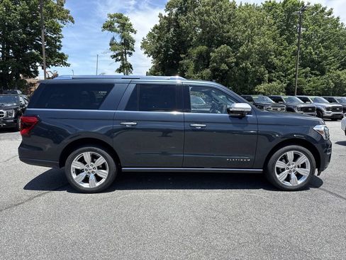 Used 2022 Ford Expedition Max Platinum AWD/4WD image 8
