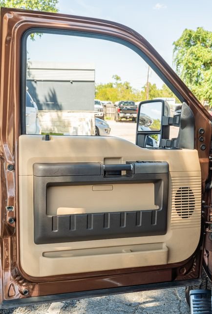 Used 2012 Ford F250 Lariat w/ Lariat Ultimate Pkg AWD/4WD image 17