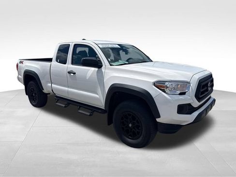 Used 2022 Toyota Tacoma SR w/ SX Package RWD image 7