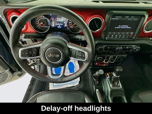 Used 2023 Jeep Gladiator Rubicon w/ LED Lighting Group AWD/4WD image 13