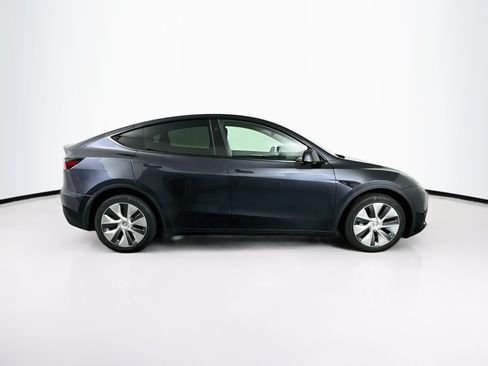 Used 2024 Tesla Model Y Long Range AWD/4WD image 10