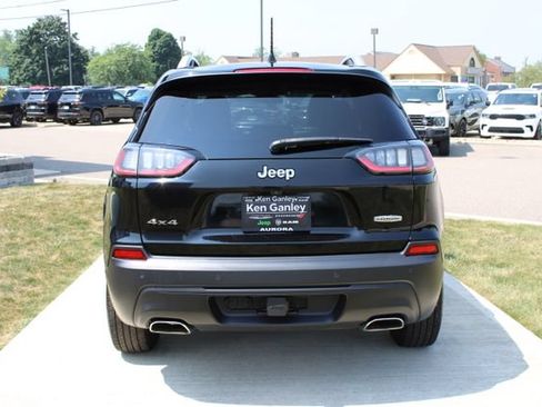 Used 2019 Jeep Cherokee Latitude Plus w/ Cold Weather Group AWD/4WD image 32