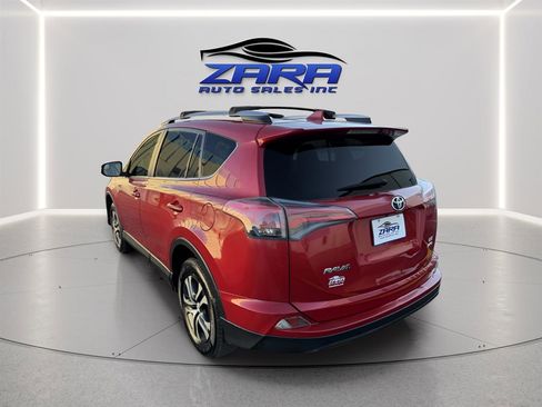 Used 2017 Toyota RAV4 LE w/ Carpet Mat Package image 4