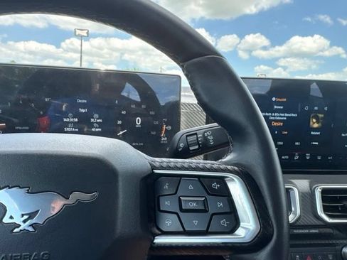 Used 2026 Ford Mustang Premium RWD image 10