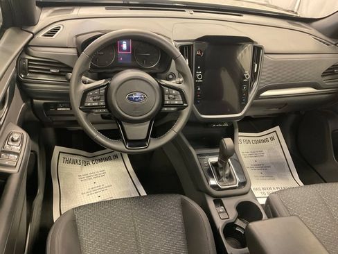 Used 2025 Subaru Forester Premium AWD/4WD image 29