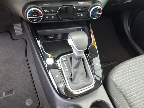 Used 2023 Kia Soul EX image 24