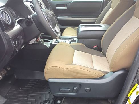 Used 2015 Toyota Tundra SR5 image 74