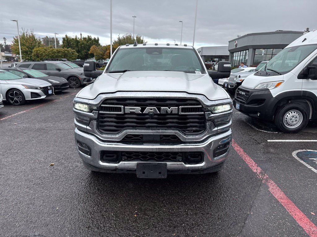 Used 2026 RAM 3500 Big Horn AWD/4WD image 2