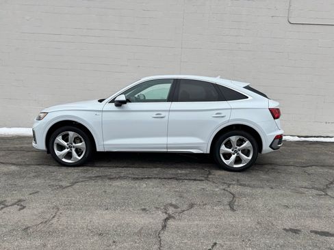 Used 2022 Audi Q5 2.0T Premium Plus w/ Premium Plus Package image 2