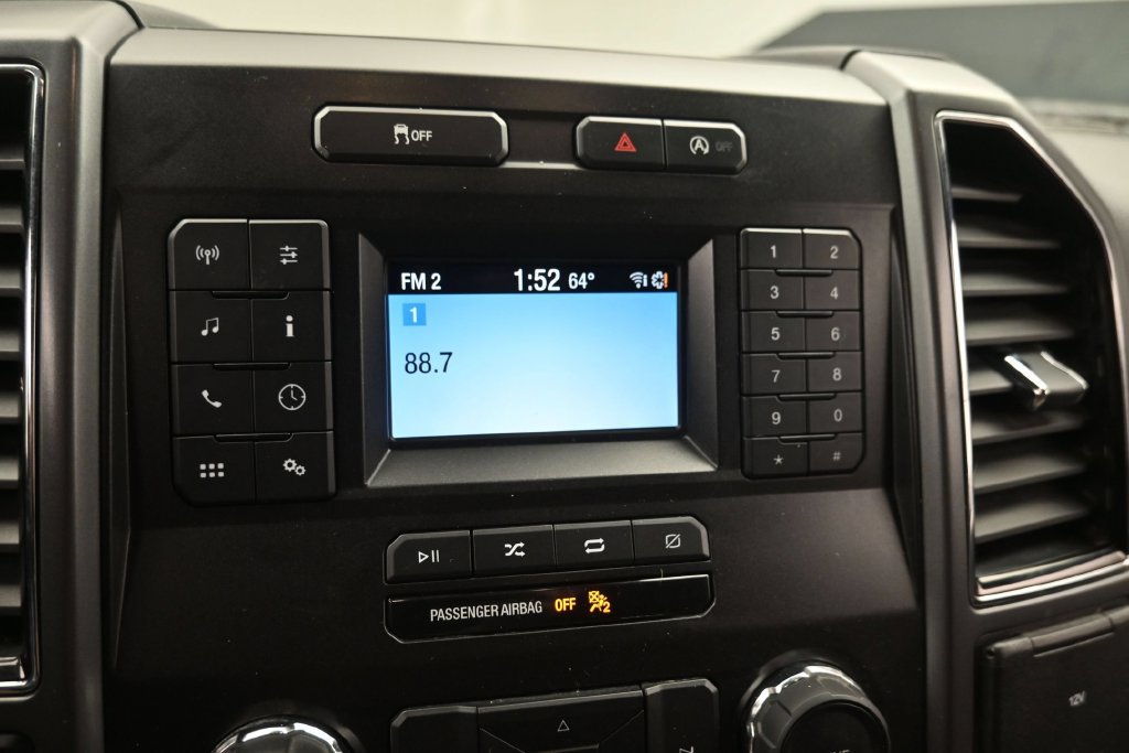 Used 2018 Ford F150 XLT AWD/4WD image 19