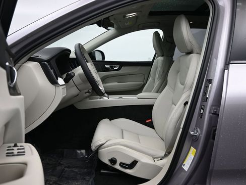 New 2026 Volvo XC60 T8 Ultra w/ Protection Package Premier image 21