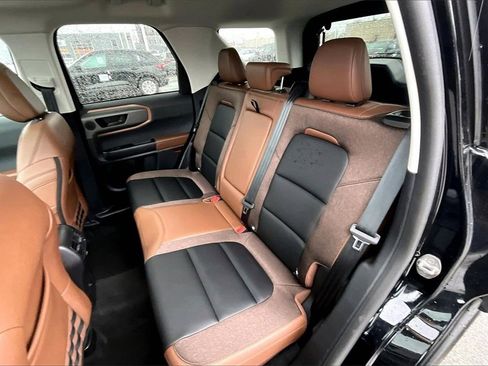 Certified 2025 Ford Bronco Sport Outer Banks w/ Outer Banks Tech Package+ image 25