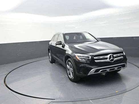 Used 2021 Mercedes-Benz GLC 300 4MATIC image 37