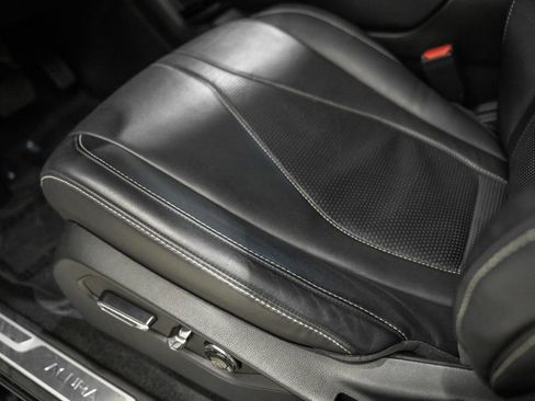 Used 2020 Acura RDX w/ Technology Package AWD/4WD image 32