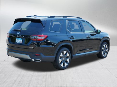 Certified 2026 Honda Pilot Elite image 7