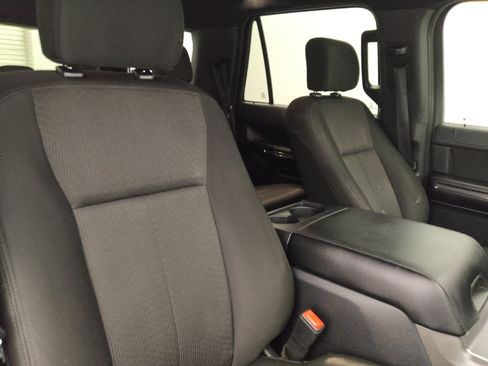 Used 2020 Ford Expedition XLT RWD image 21