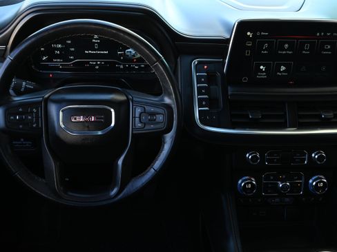 Used 2022 GMC Yukon XL AT4 image 14