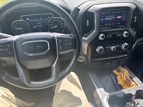 Used 2020 GMC Sierra 1500 Denali w/ Technology Package AWD/4WD image 6
