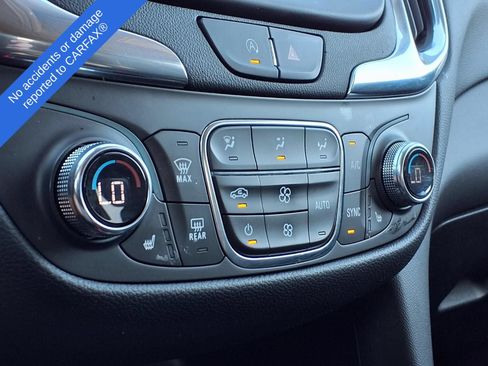 Used 2022 Chevrolet Equinox LT AWD/4WD image 26
