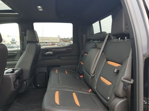 Certified 2023 GMC Sierra 1500 AT4 w/ AT4 Premium Package image 28