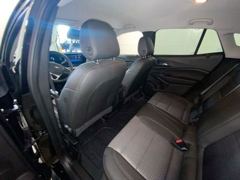 Used 2024 Chevrolet Trax LT w/ Driver Confidence Package FWD image 29