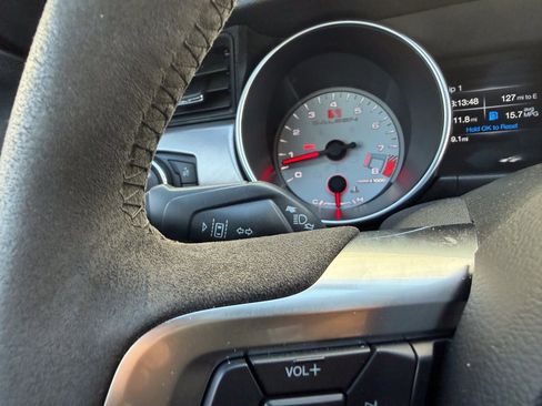 Used 2022 Ford Mustang GT Premium image 36