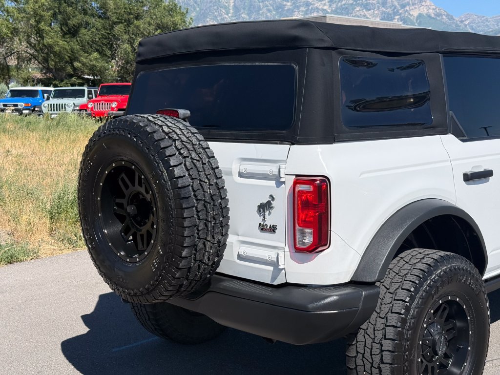 Used 2022 Ford Bronco Black Diamond AWD/4WD image 9