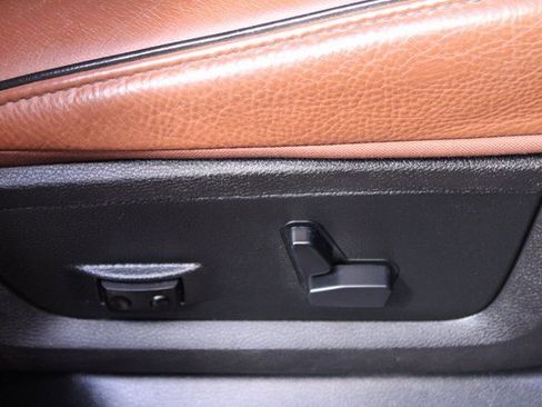 Used 2017 RAM 1500 Laramie Longhorn image 12