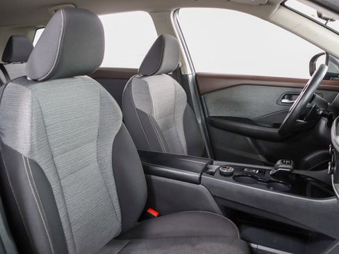 Used 2023 Nissan Rogue SV image 26