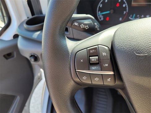 New 2025 Ford Transit 250 148 Medium Roof image 22