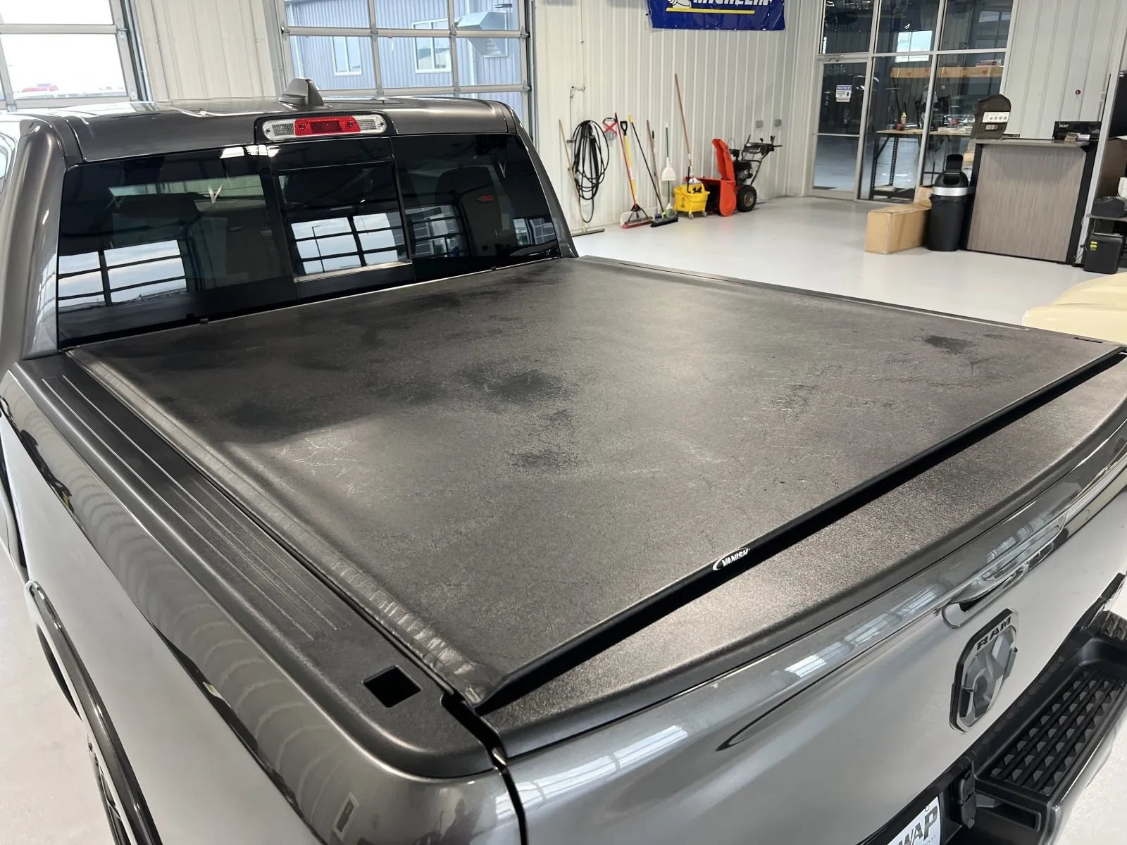 Used 2020 RAM 1500 Laramie AWD/4WD image 38
