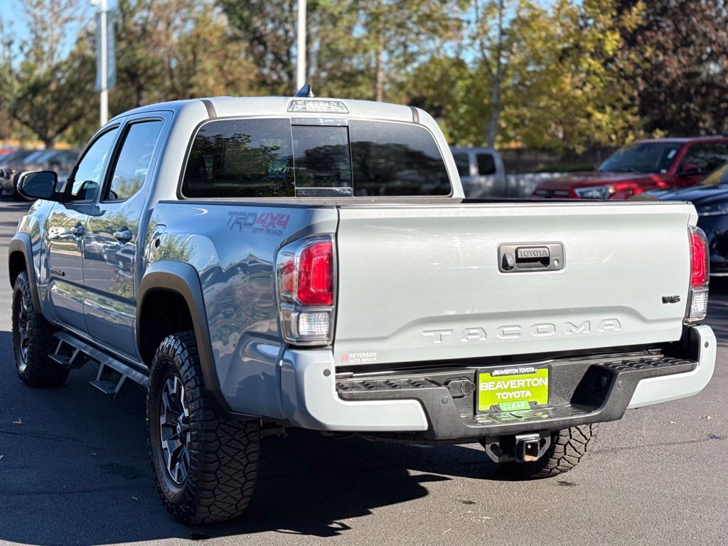 Used 2020 Toyota Tacoma TRD Off-Road w/ TRD Premium Off Road Package AWD/4WD image 3