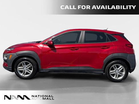 Used 2021 Hyundai Kona SE FWD image 2
