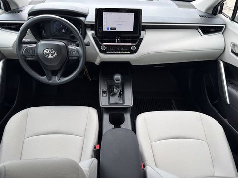 Used 2026 Toyota Corolla Cross L FWD image 23