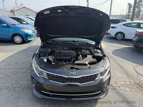 Used 2018 Kia Optima S w/ Panoramic Sunroof Package image 20