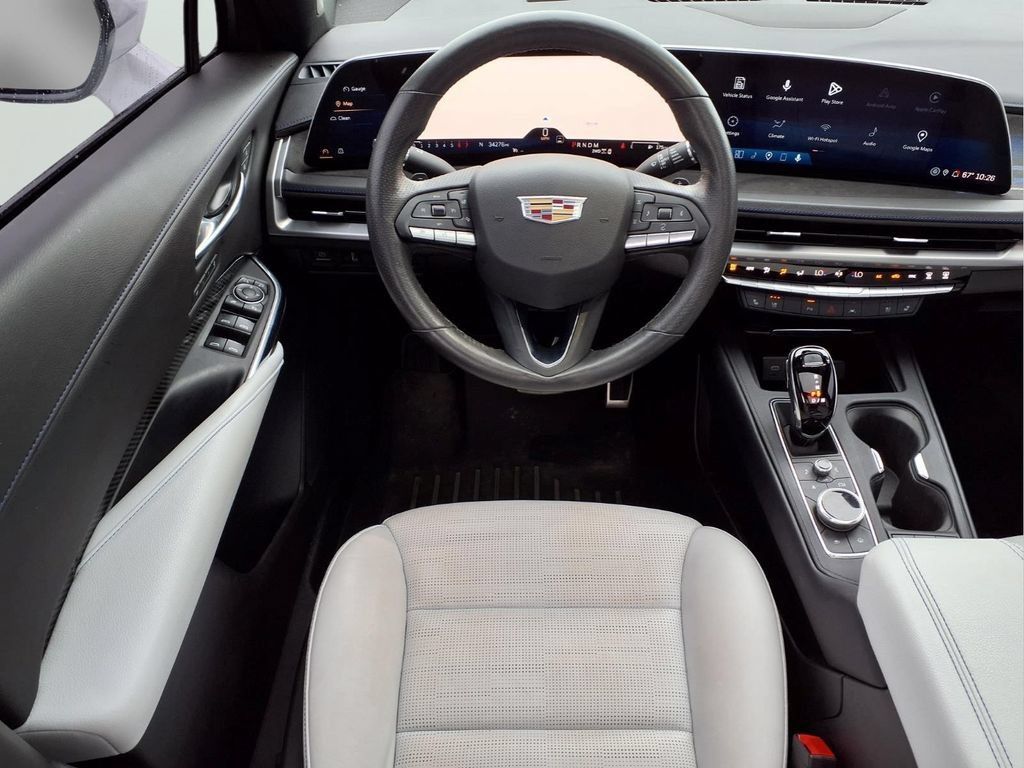 Used 2024 Cadillac XT4 Sport AWD/4WD image 13