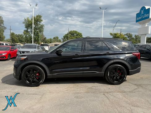Used 2023 Ford Explorer ST w/ Equipment Group 401A AWD/4WD image 4