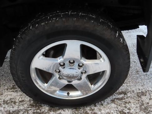 Used 2015 GMC Sierra 2500 SLT image 15