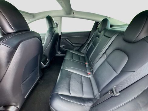 Used 2023 Tesla Model 3 Standard Range RWD image 16