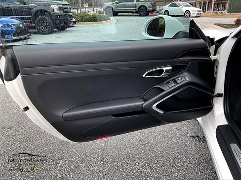 Used 2012 Porsche 911 Carrera image 18