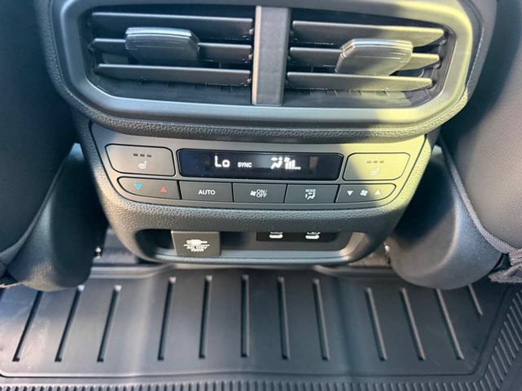 New 2026 Honda Pilot TrailSport image 12