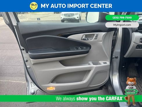 Used 2017 Honda Pilot Elite image 8