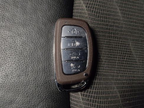 Used 2018 Hyundai Sonata Sport w/ Cargo Package image 32