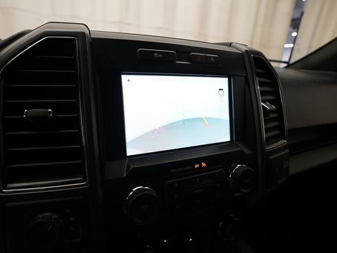 Used 2018 Ford F150 XLT w/ Equipment Group 302A Luxury image 19