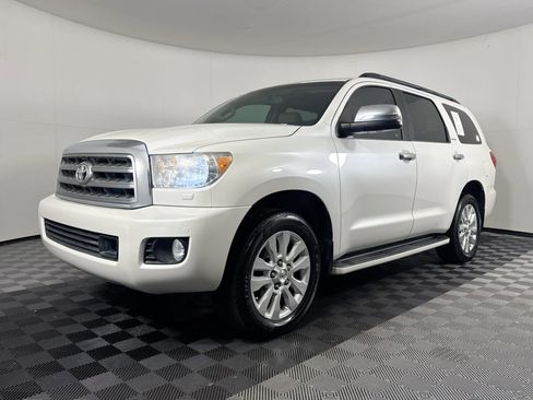 Used 2013 Toyota Sequoia Platinum image 46